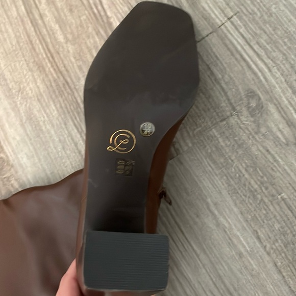 NWOT Lulu’s Square Toe Knee-High Boots - Picture 3 of 4